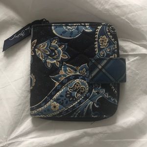 Vera Bradley wallet